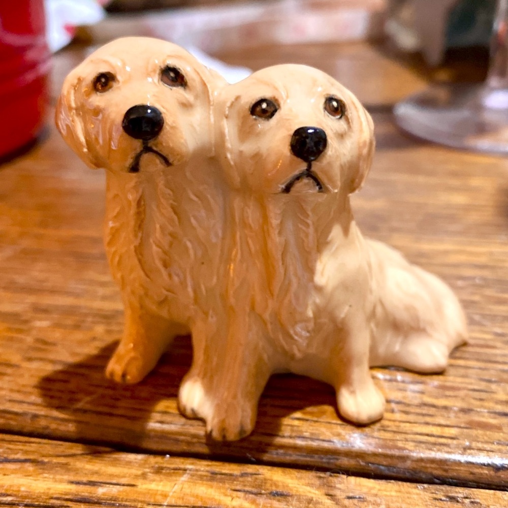 Vintage Golden Retrievers by Beswick England, 1990s.  In new condition.  No wear